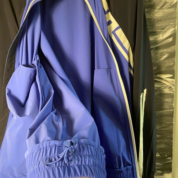 Men’s J.LINDEBERG windbreaker jacket - Picture 4 of 5